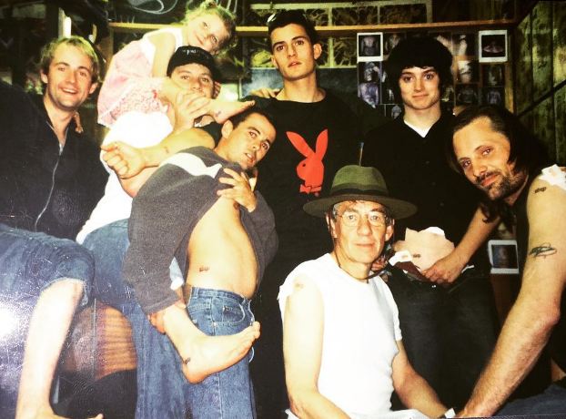 Lord of the Rings Throwback Photo Shows Cast Getting Matching