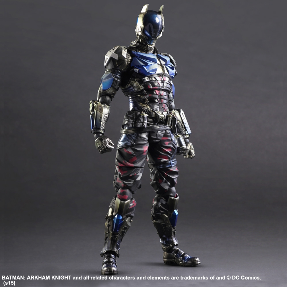 The NYCC-exclusive figure. Click the thumbnails more for a full-size look.