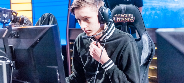 He flames in solo queue? Impossible! Just look at that face...