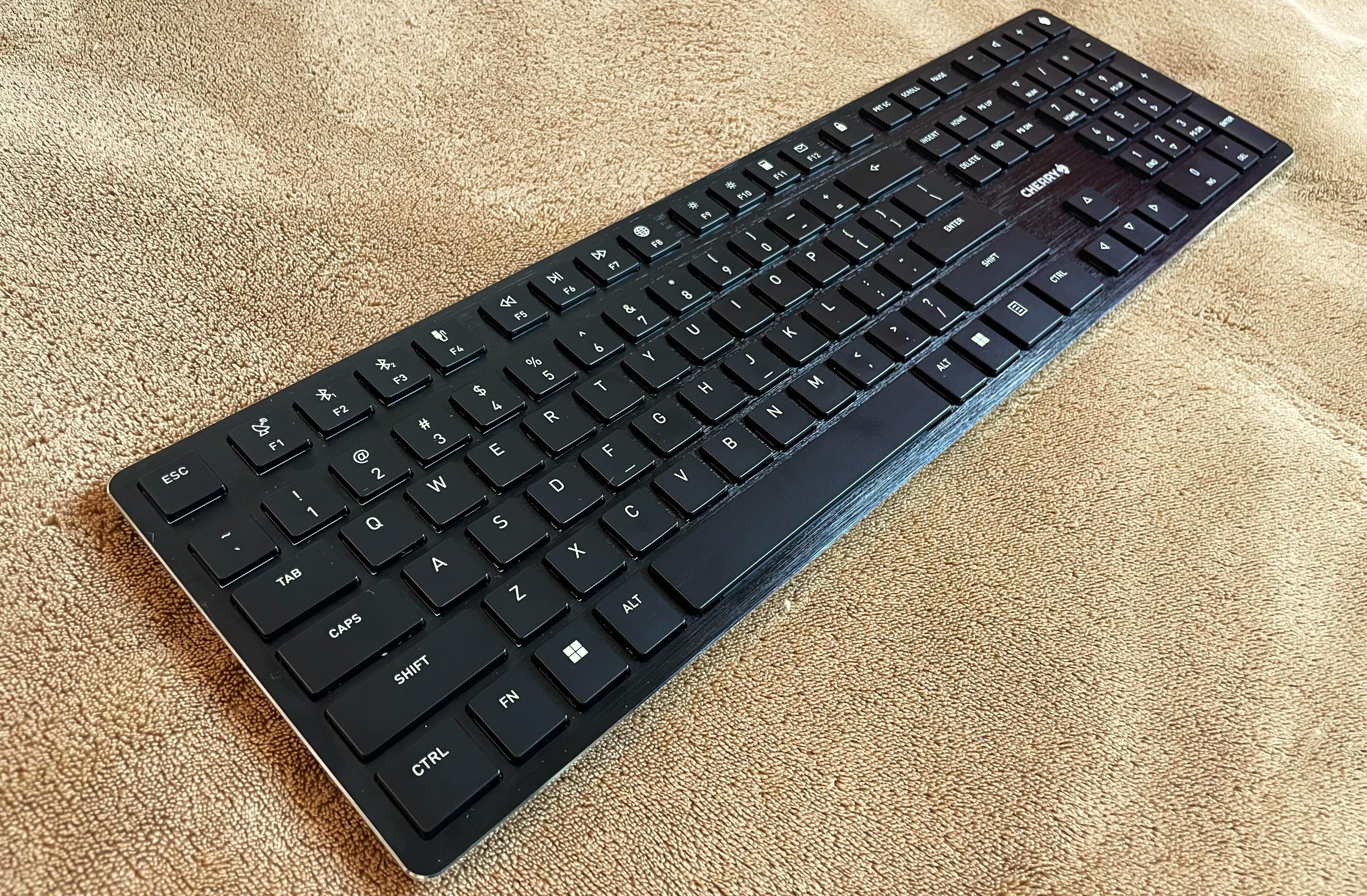Is A Low-Profile Mechanical Keyboard Good For Gaming? Cherry KW X ULP  Review - GameSpot