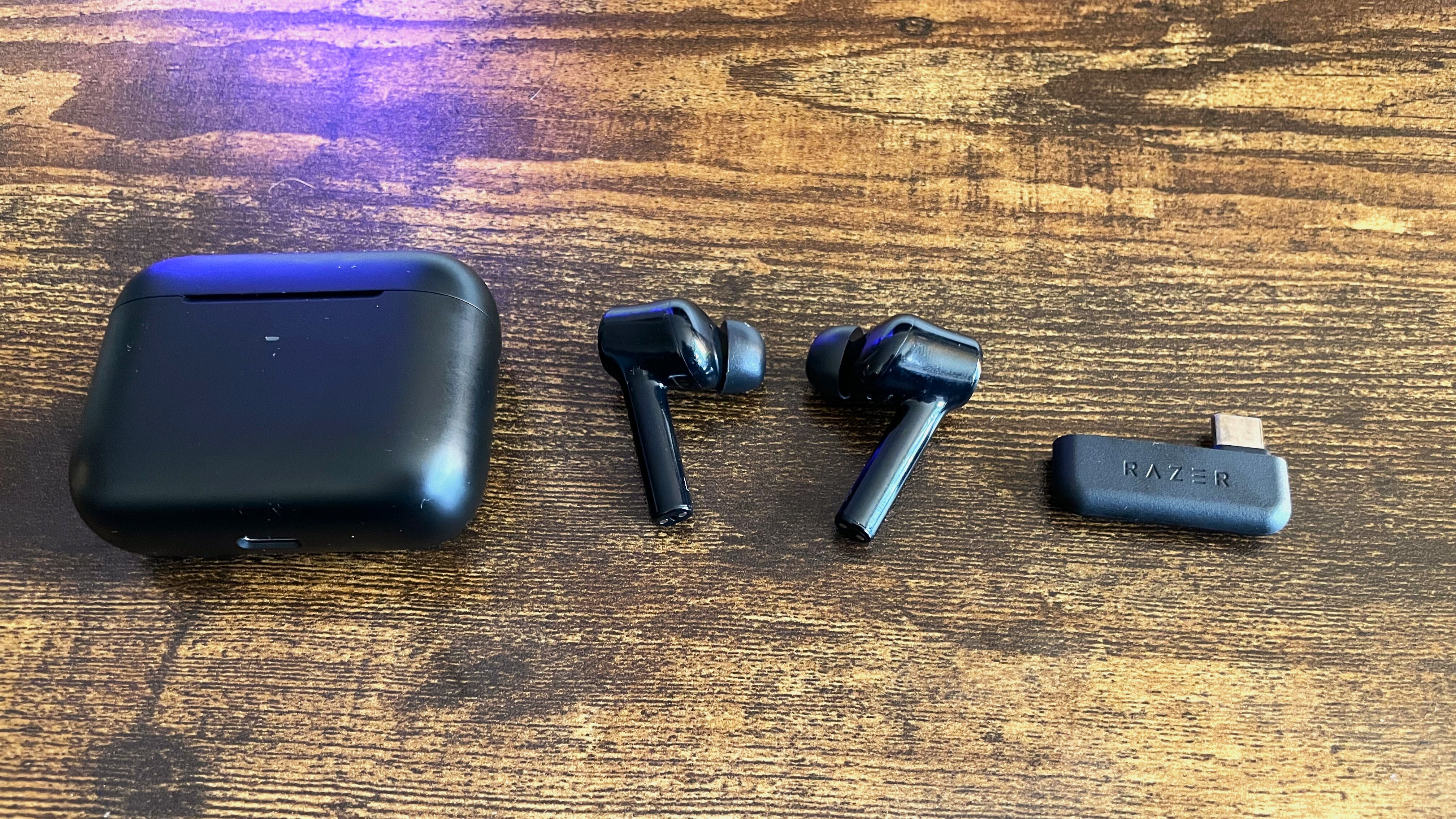 Razer Hammerhead True Wireless Earbud Reviews: Needs More Than a