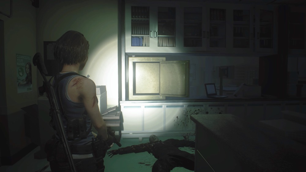 Make sure you open the Nurses' Station safe while playing as Carlos to get an upgrade for his assault rifle. If you wait to open it as Jill, someone else will have beaten you to it.
