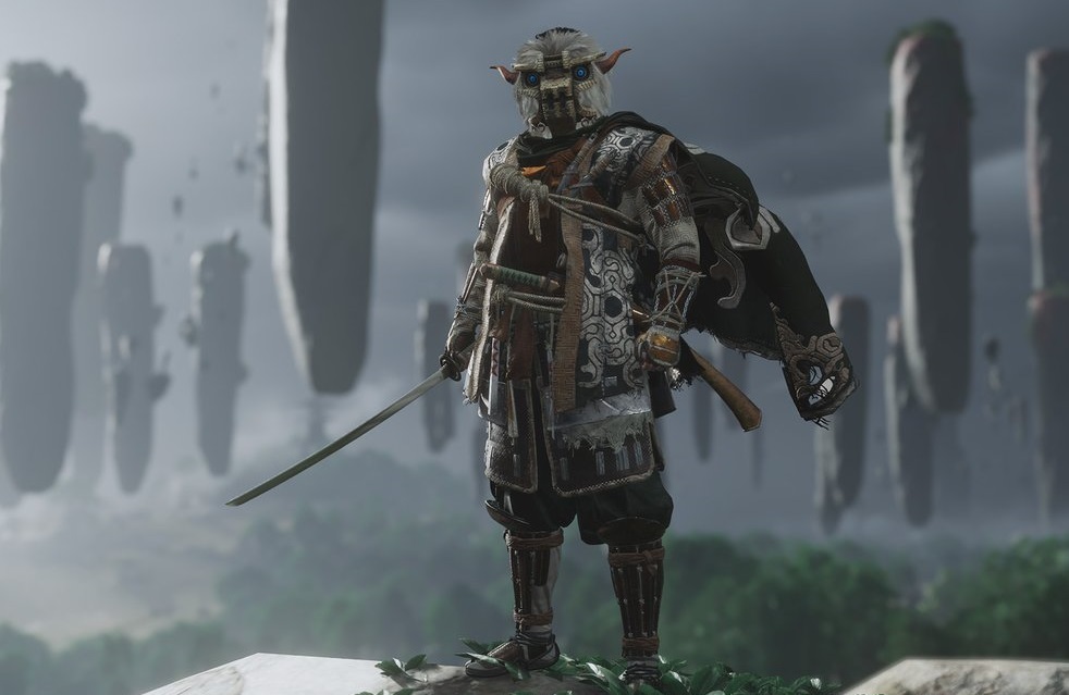 The Armor of the Colossus recalls both the protagonist and the towering enemies of Shadow of the Colossus, found in the Shrine in Shadow in the south of Iki Island.