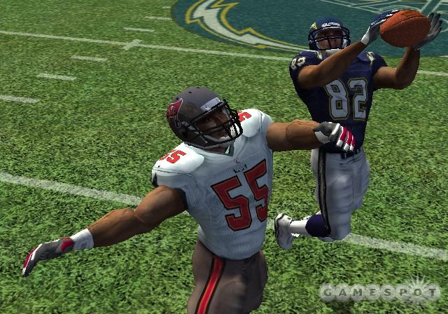 Madden 2005 features plenty of new offensive and defensive options for seasoned gridiron veterans.