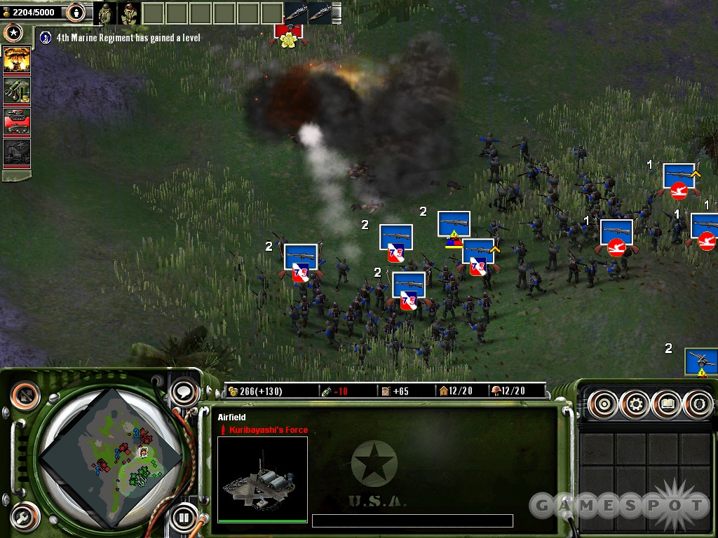 Mass infantry raids dominate the field.