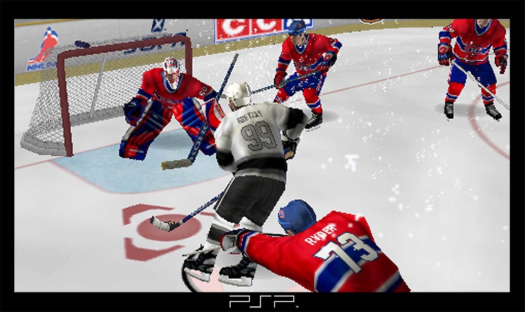 The choppy frame rate makes it near impossible to properly set up plays, and the lousy puck handling doesn't help matters either.