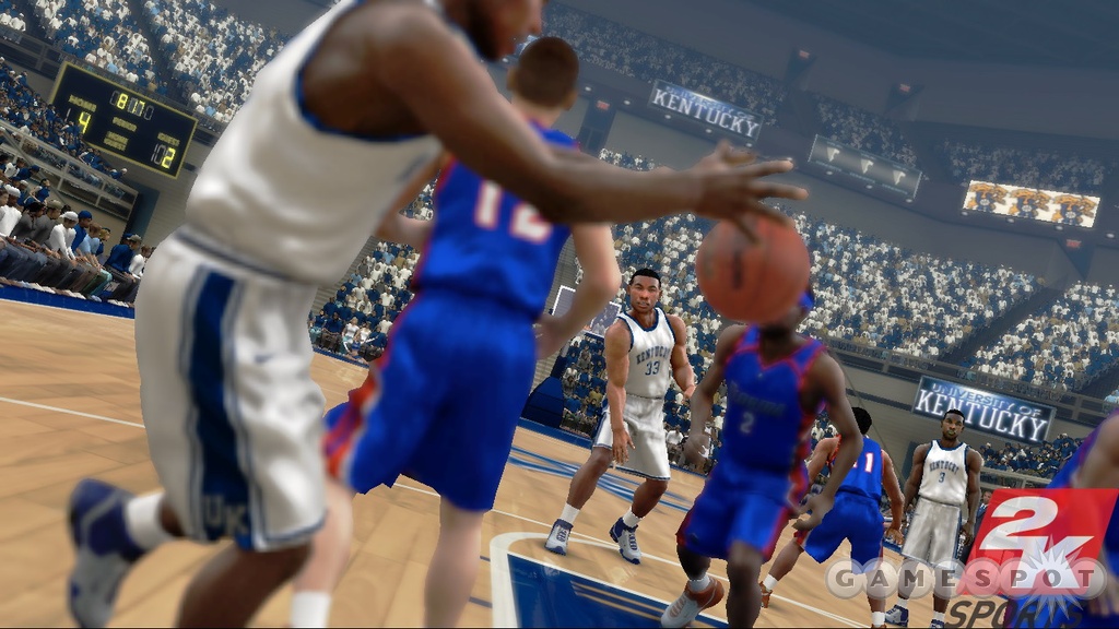 Great passing is one of the many ways to improve team unity in College Hoops 2K7.