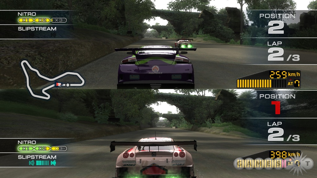 Whether in split screen or online, Ridge Racer 7's multiplayer is a lot of fun.
