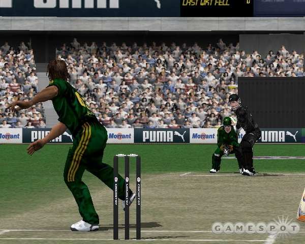 Player likenesses are mainly hit and miss, although by his mop you can tell this is Andrew Symonds.