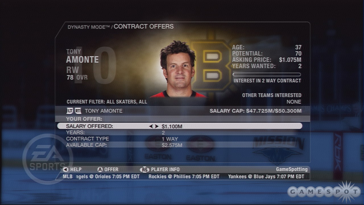 Signing players in dynasty mode actually works correctly now.