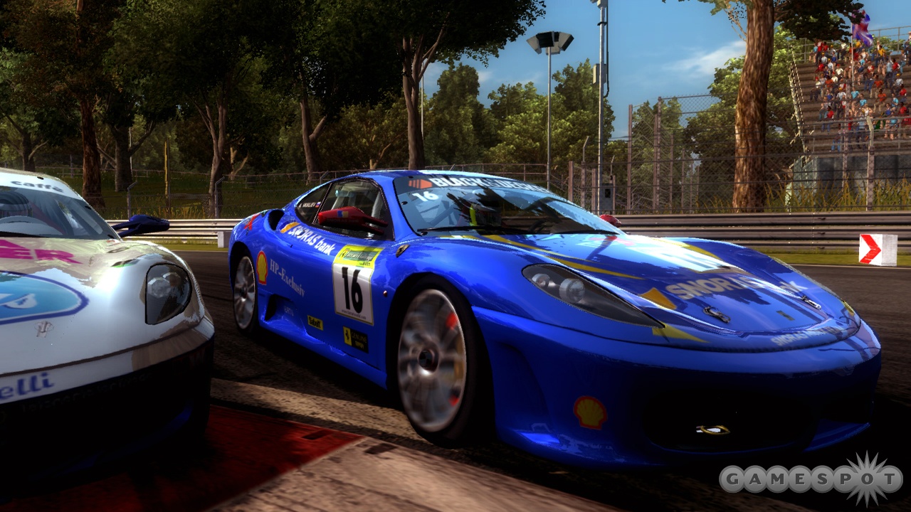 Race real liveries from actual Ferrari Challenge owners or create one all your own.