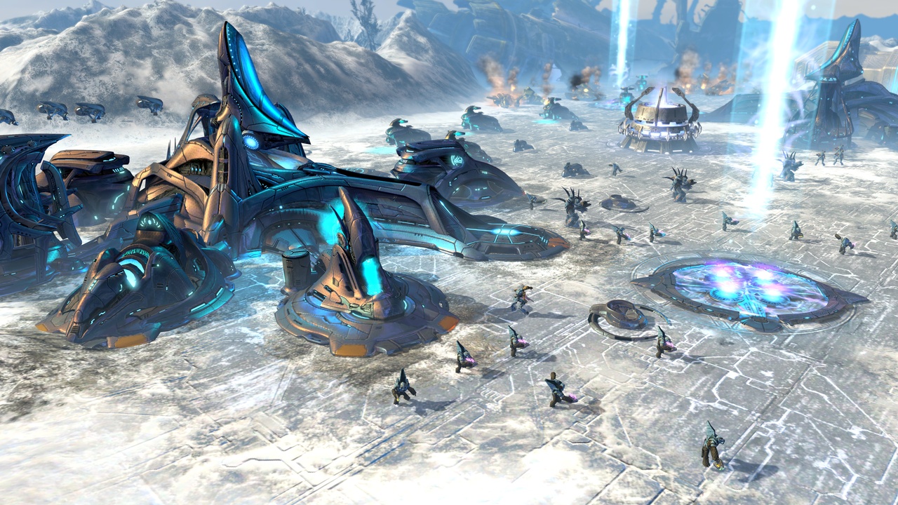 Alpha Base introduces you to Halo Wars' gameplay, characters, and controls.
