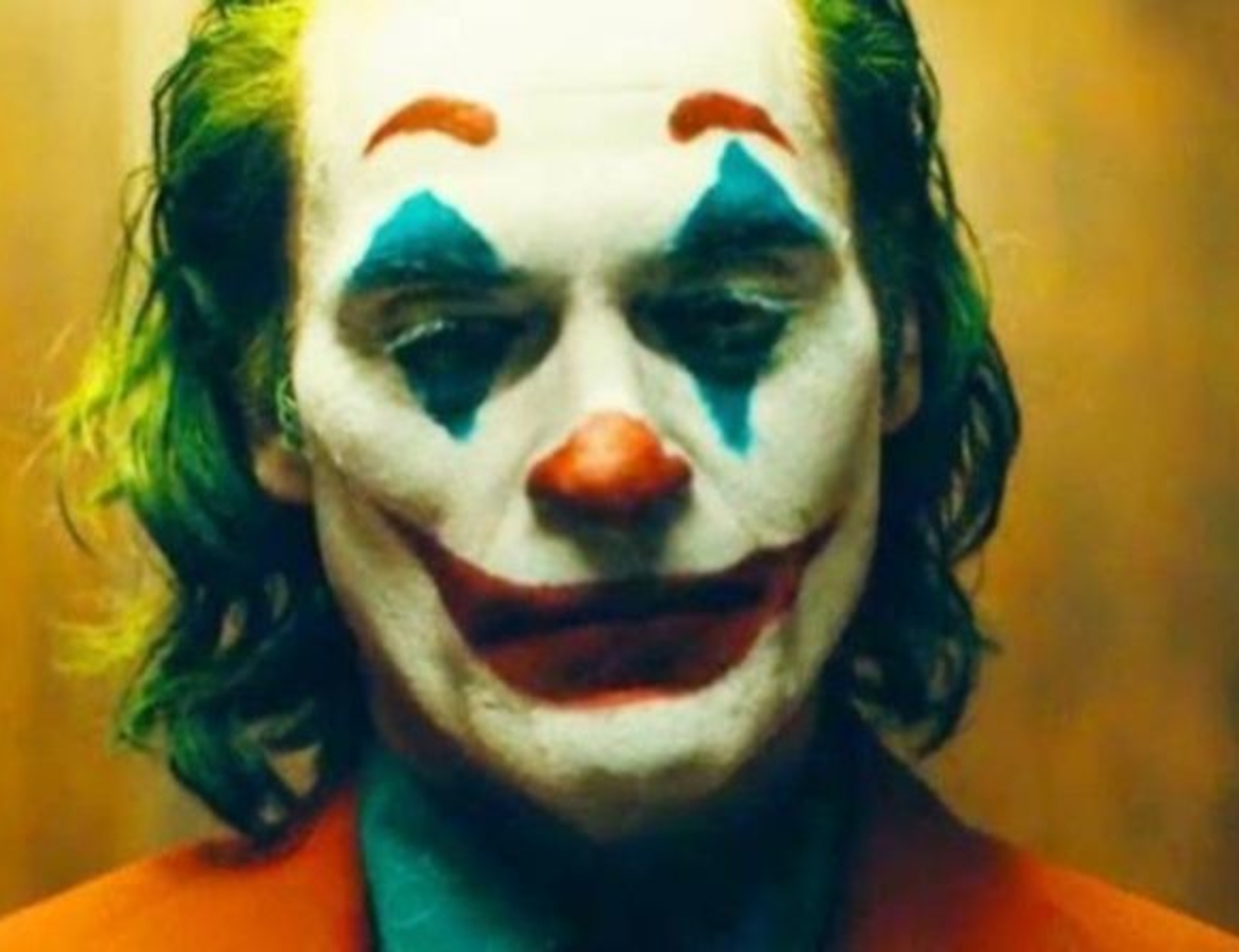 Joaquin Phoenix's Joker, Robert Pattinson's Batman Won't Meet ...