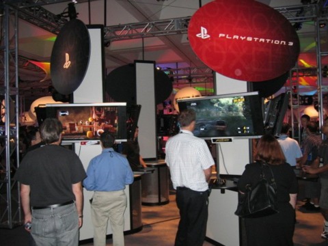 LittleBigPlanet and Resistance 2 anchored Sony's booth.