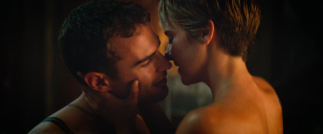 #10: The Divergent Series: Insurgent