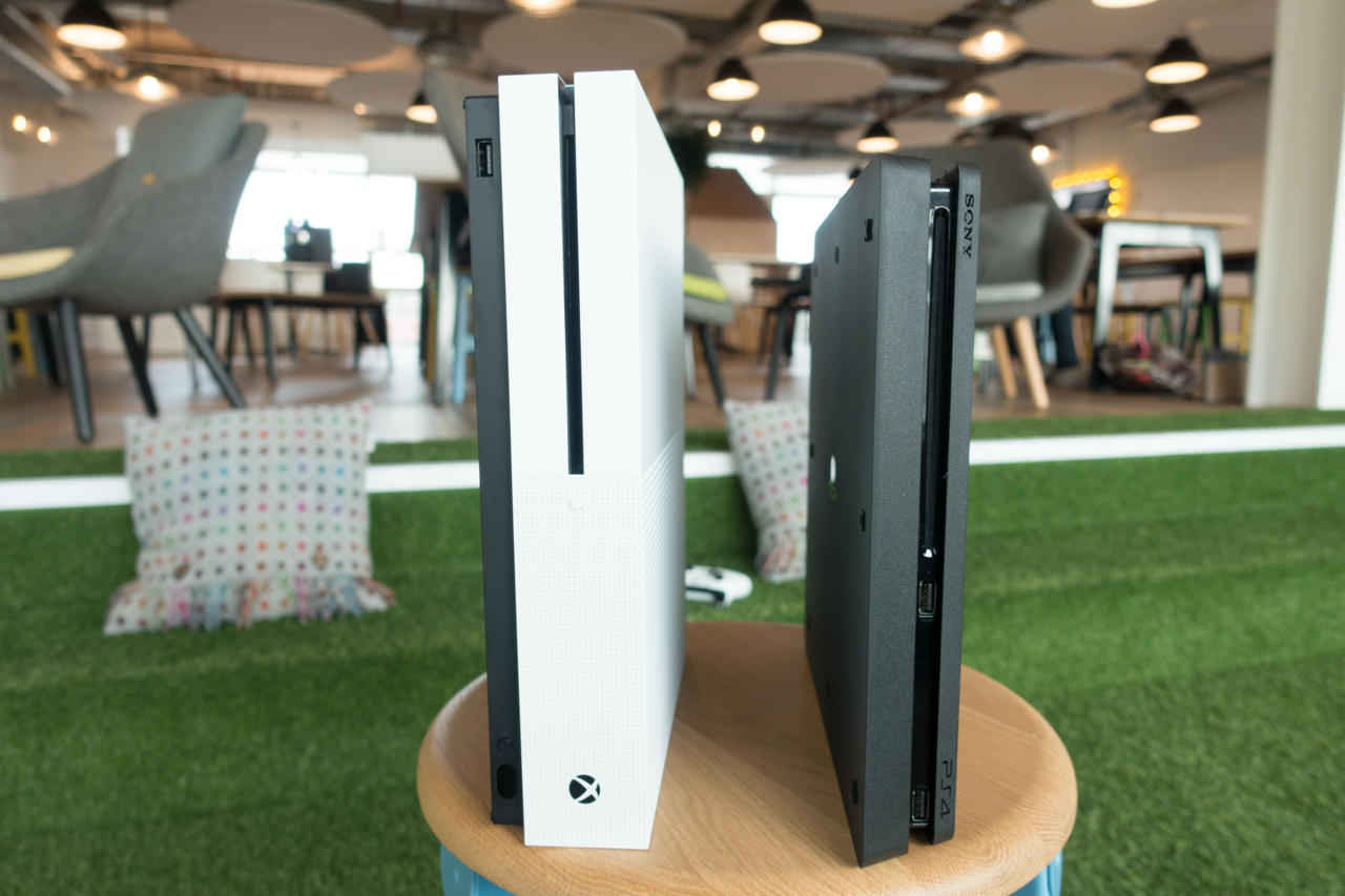 Xbox One S vs. PS4 Slim