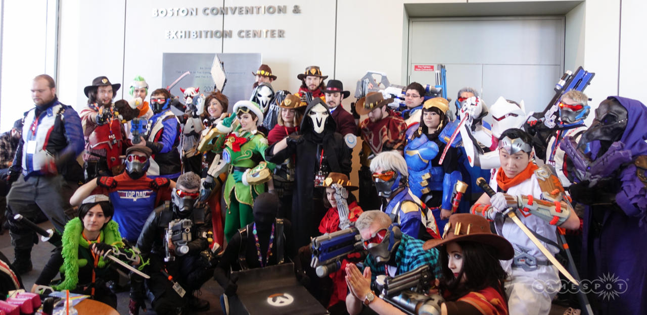 Overwatch Group Cosplay (Offense)