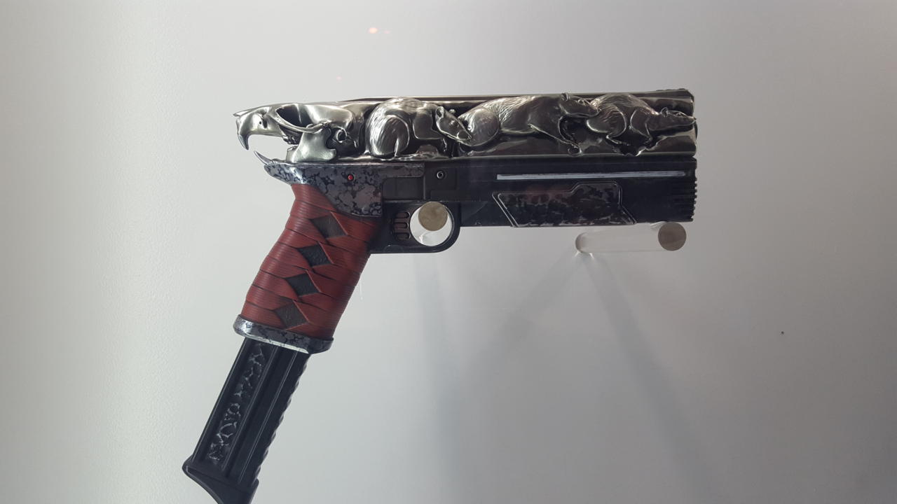 Destiny Life-Size Model Gun