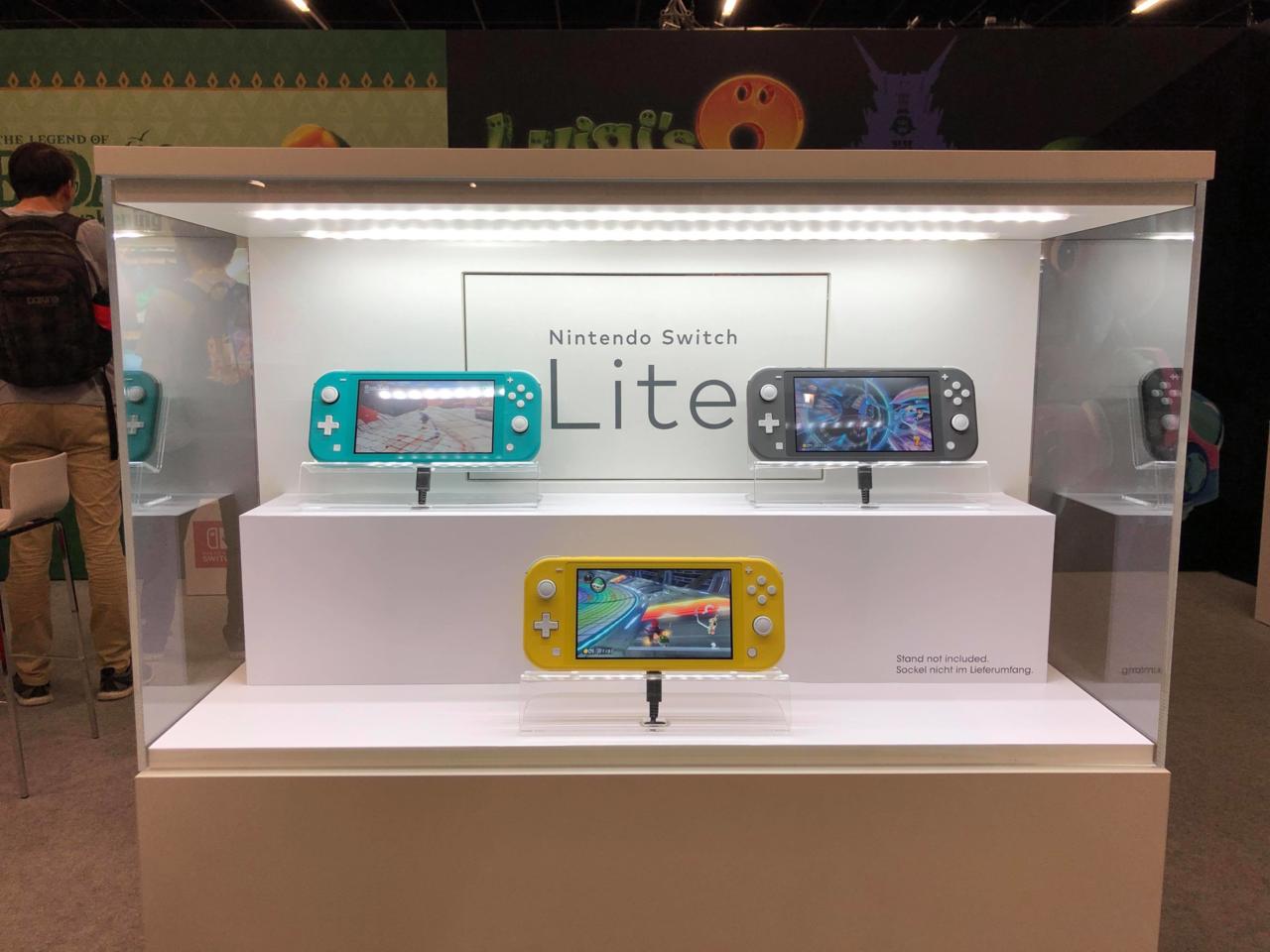 We Saw Nintendo's Switch Lite In The Wild