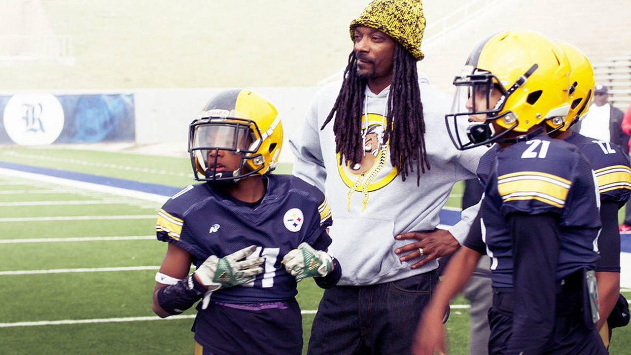 4. Coach Snoop