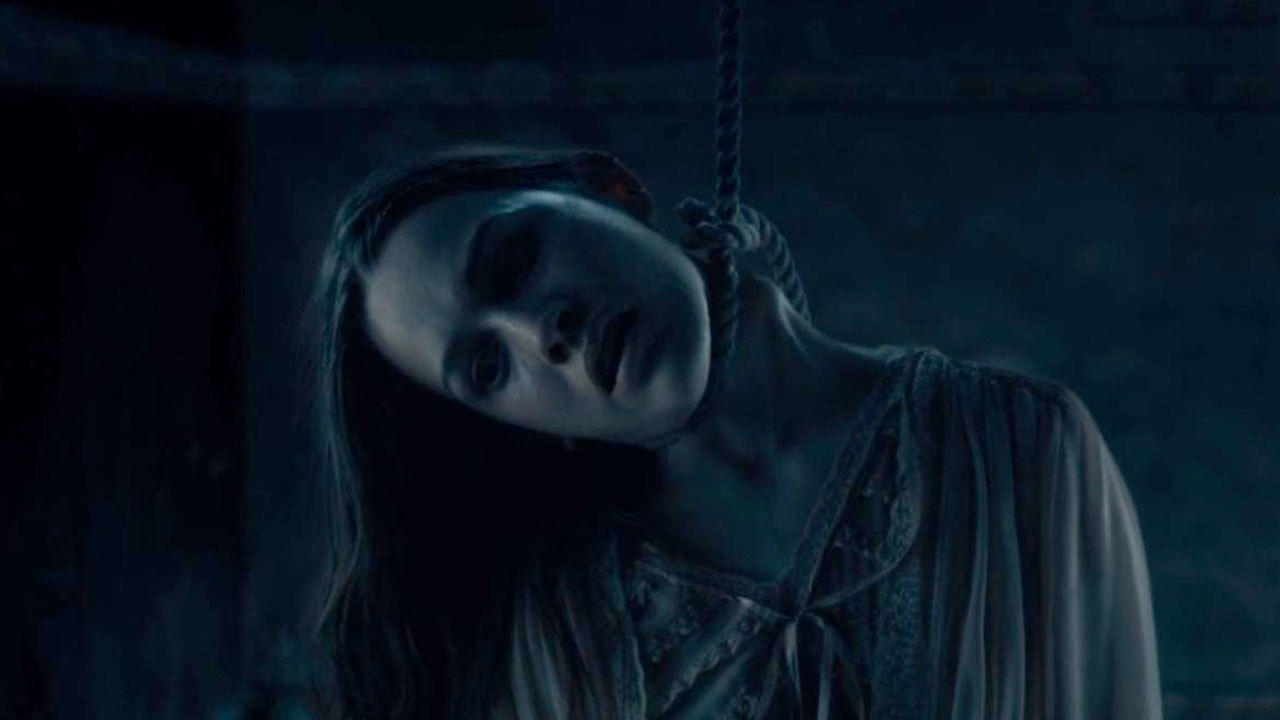 5. The Haunting of Hill House - "The Bent-Neck Lady" (2018)