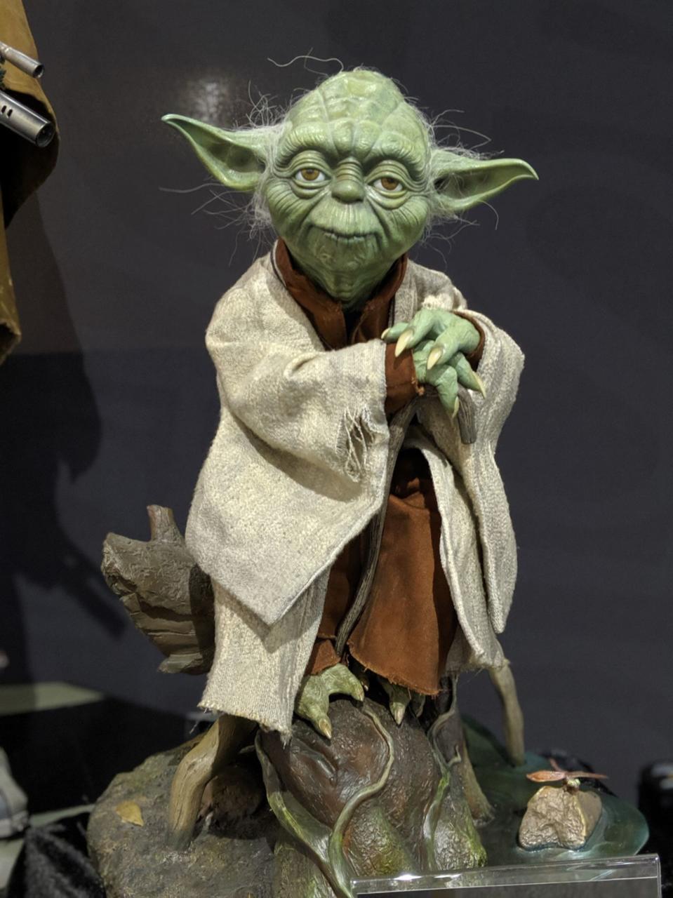 Legendary Scale Yoda
