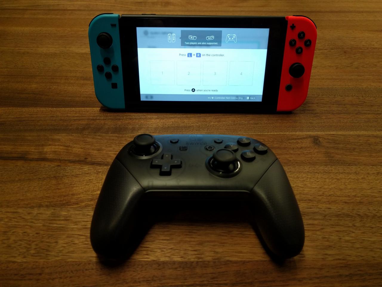 In terms of wireless connections, the Switch supports Bluetooth 4.1 and 802.11ac Wi-Fi.