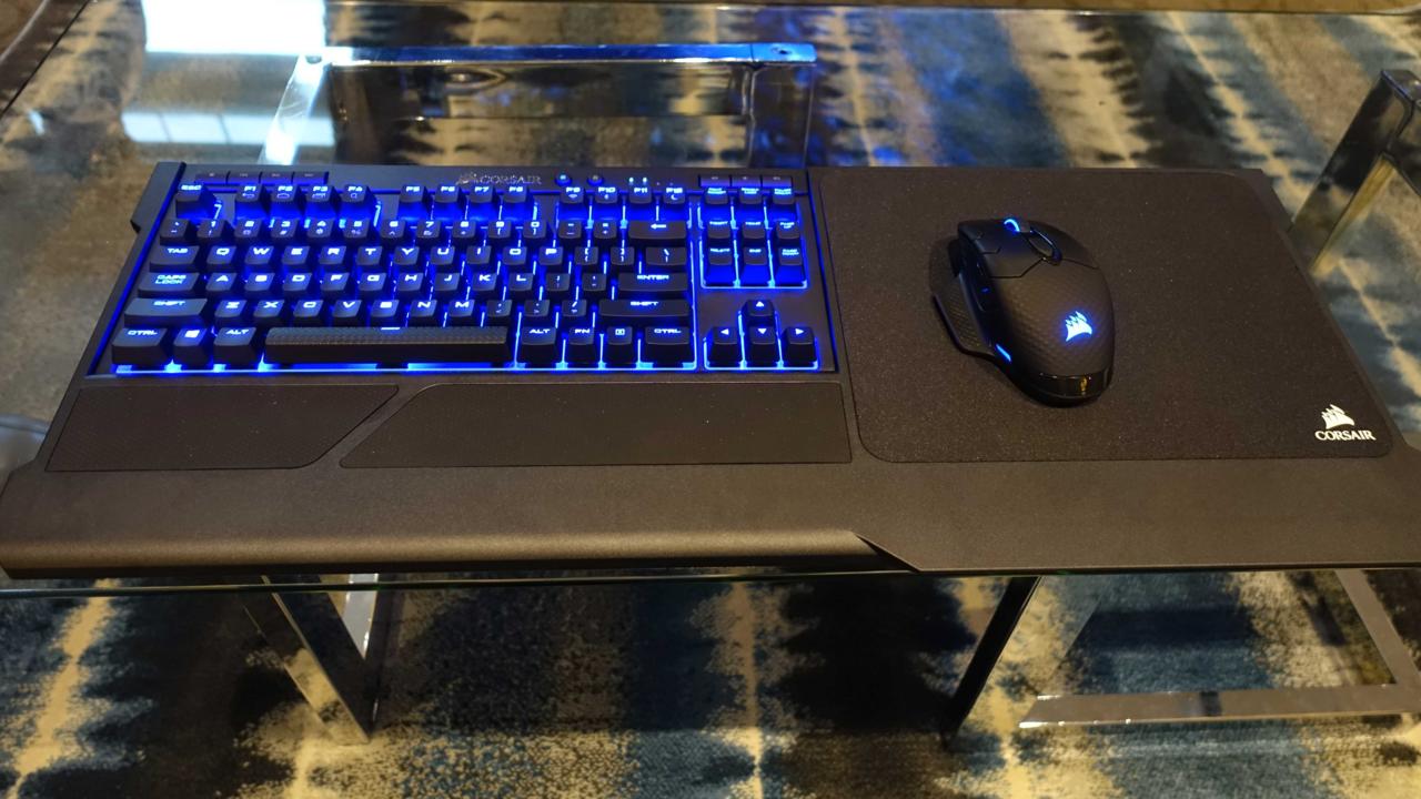Corsair K63 Wireless Mechanical Keyboard And Lapboard