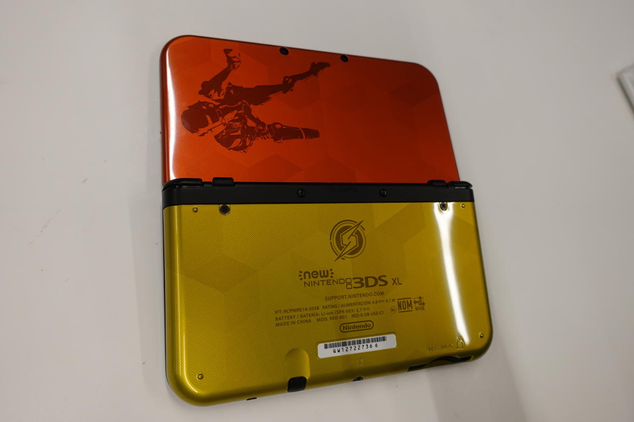 Backside of the Samus Edition New 3DS XL