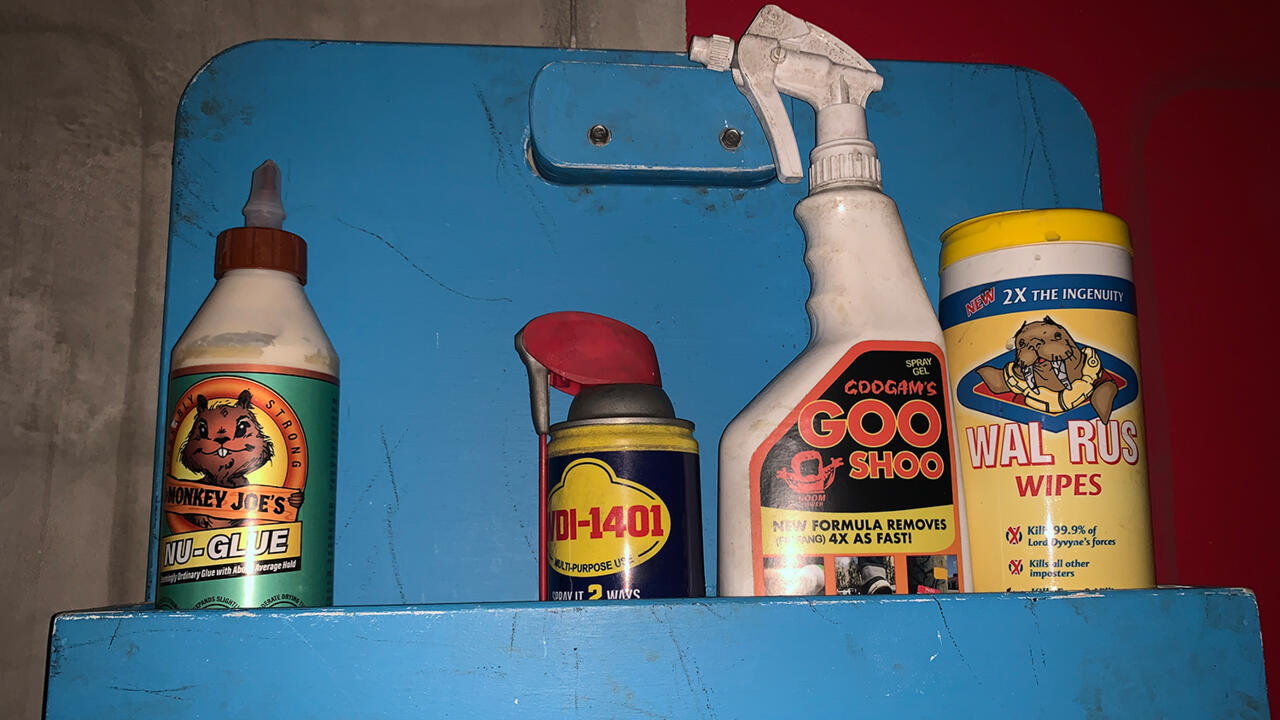 12. Some clever cleaning supplies