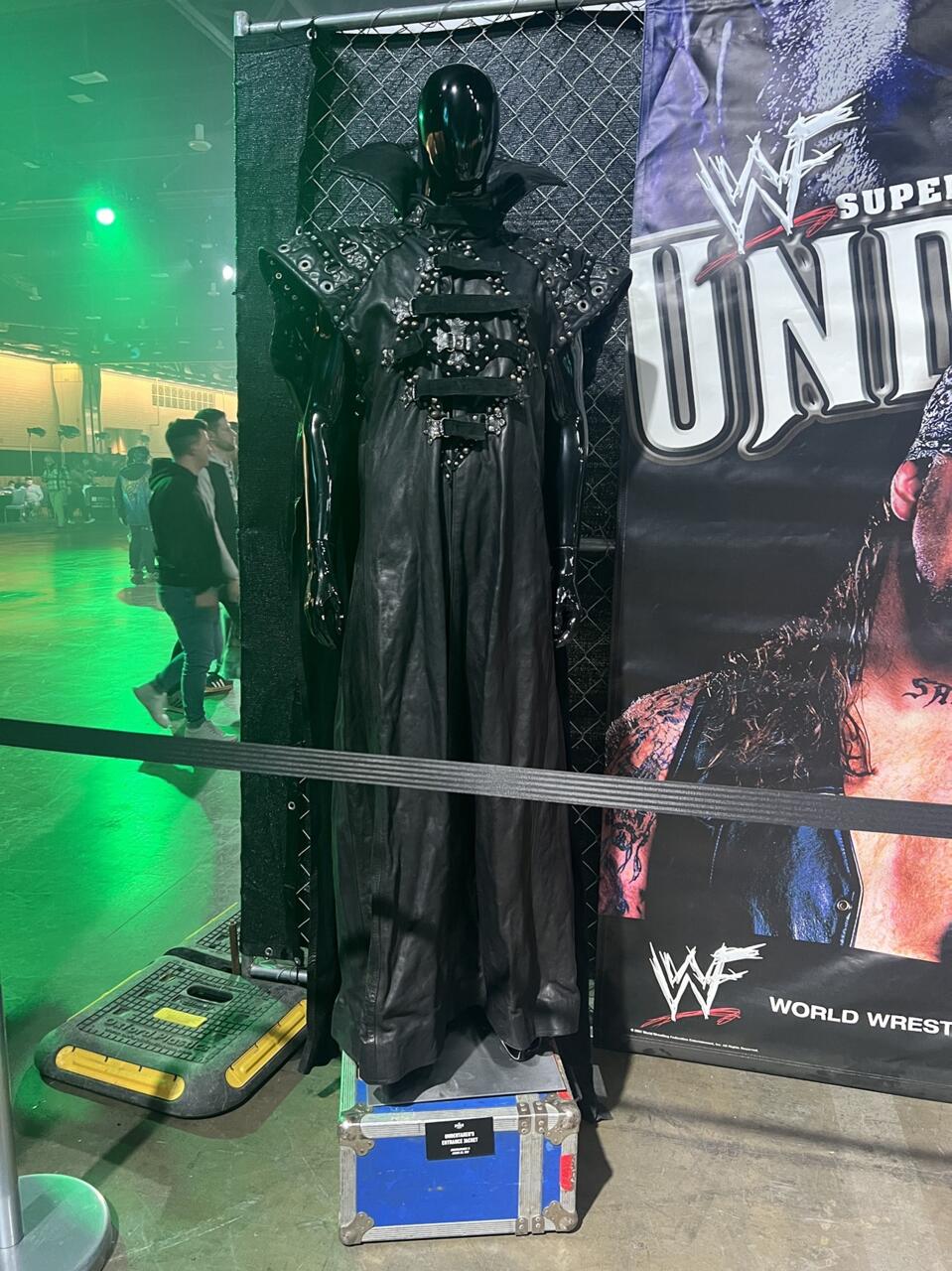 Undertaker's ring jacket