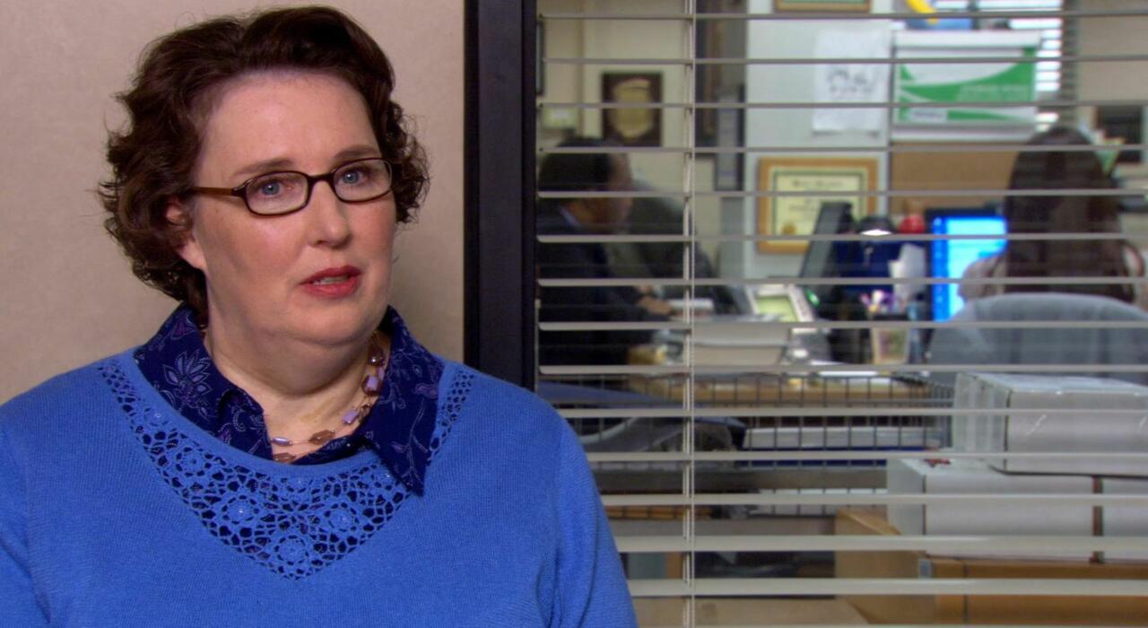 29. Phyllis and Stanley aren't friends  (Episode 12)