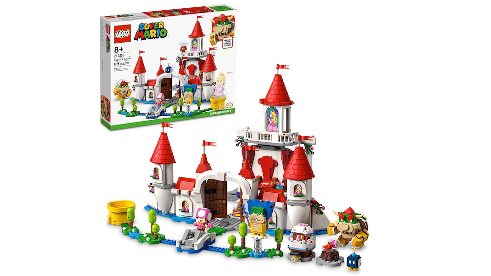 Lego Super Mario Peach's Castle (1,216 pieces)