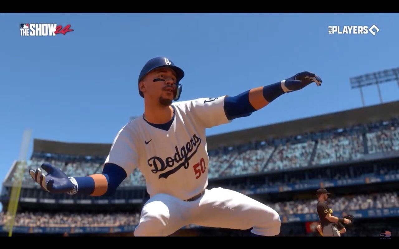 Mookie Betts - Los Angeles Dodgers - 99 Overall