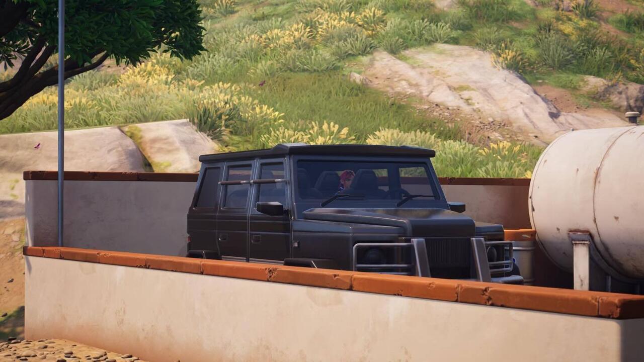 Hide in cars for some stealthy tactics and elims