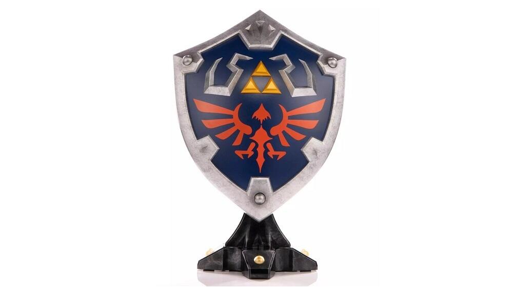 Breath of the Wild Hylian Shield 11.5-Inch Statue (First 4 Figures)