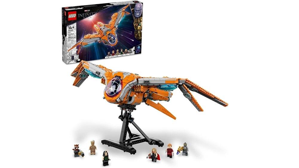 Lego Marvel The Guardians' Ship (1,901 pieces)