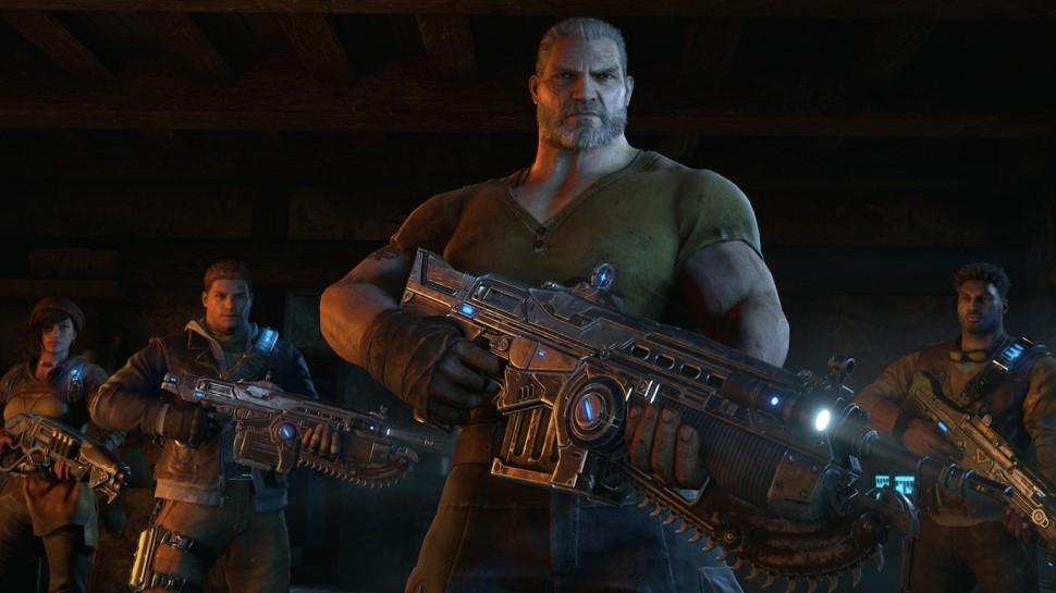 Artemis uses the Lancer from Gears of War