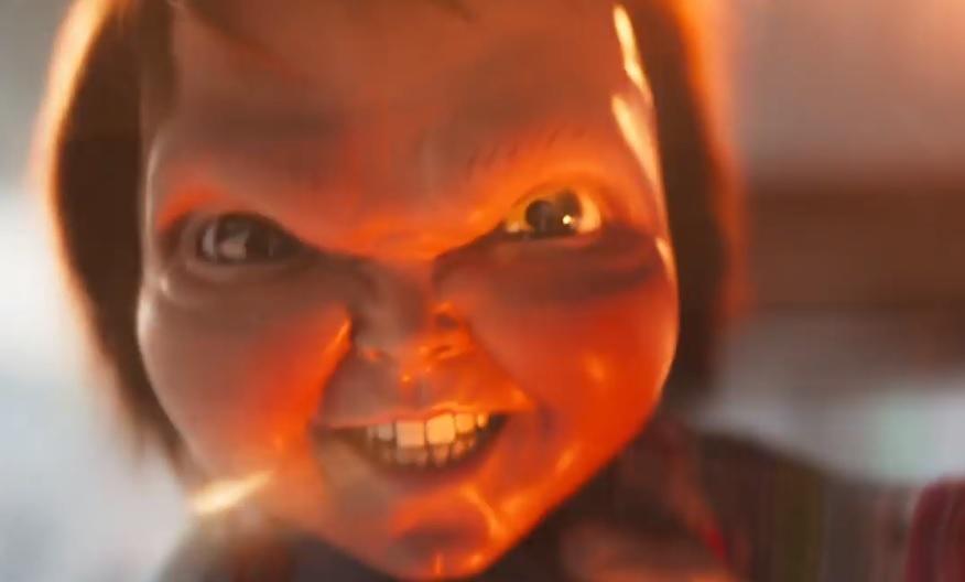 Aech tosses Wade a murderous Chucky from Child's Play