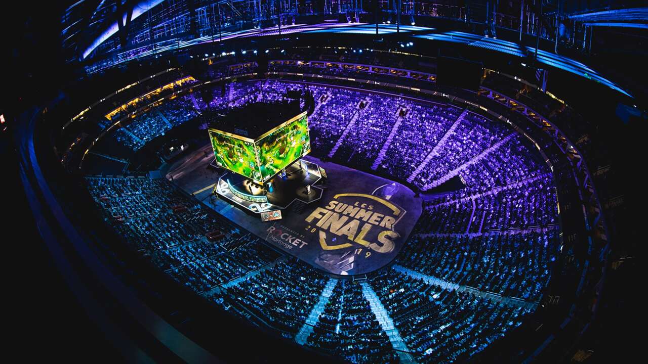 Striking League Of Legends Players Reach Agreement With Riot To Resume Season - GameSpot