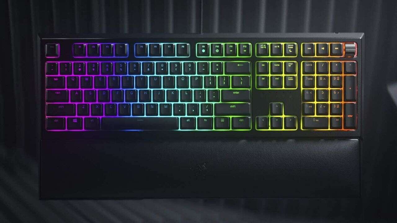 This Great Razer Keyboard Is 50% Off At Amazon - GameSpot