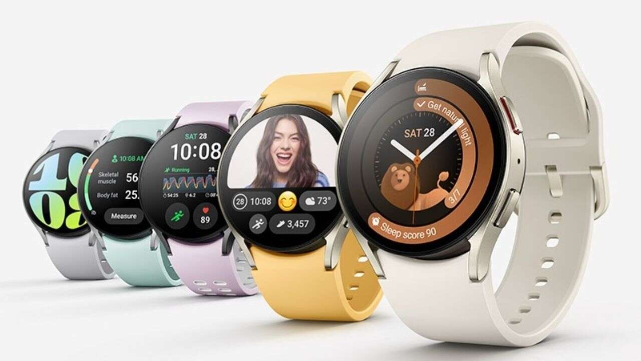 Samsung’s Mother’s Day Deal Lets You Get A Smartwatch For Her And A Free One For Yourself