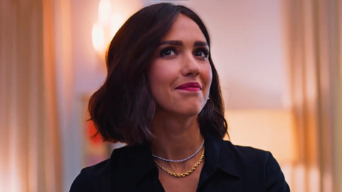 Jessica Alba Makes Every Moment Fun with Nintendo Switch
