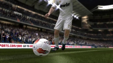 Gamescom 2011: FIFA Soccer 12 - Gamescom Gameplay Trailer